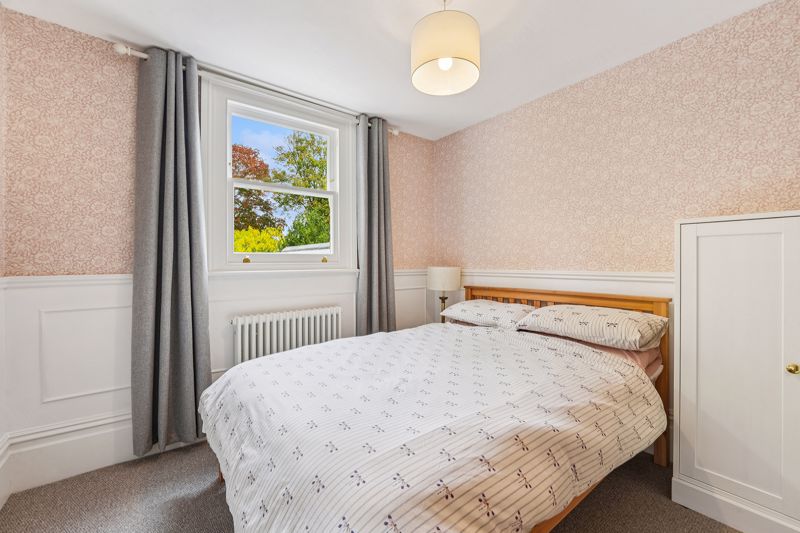 Bedroom - click for photo gallery